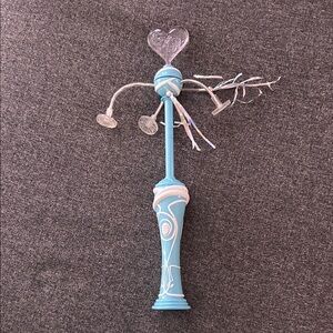 Disney on Ice Frozen wand, spins and lights up